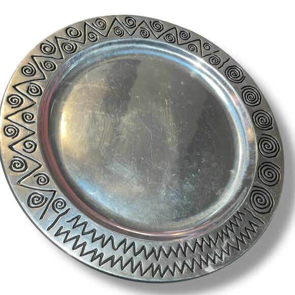 Wilton Armetale Pewter Reggae Large Round Tray 820004 Southwest Decor 14.25" - Picture 2 of 9